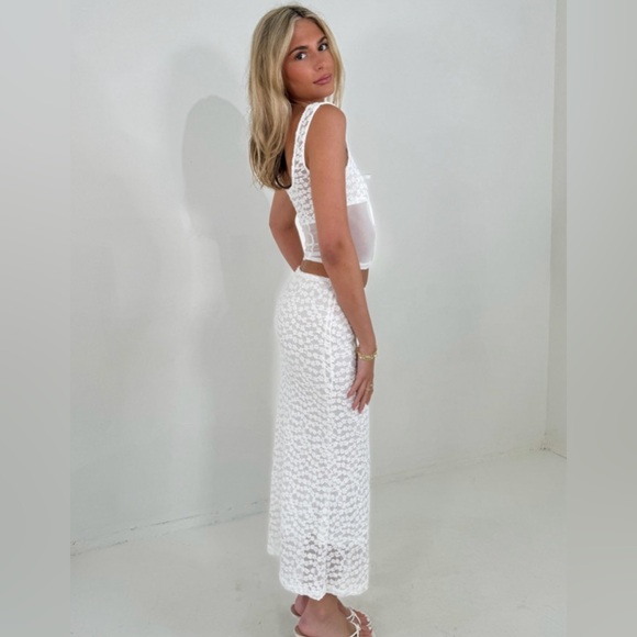 Isabelle’s Cabinet Jane Lace Skirt Set- Size M - Picture 3 of 5